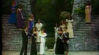 Miss Universe 1982 Top 5 Finalist