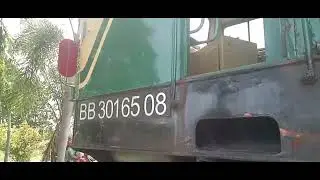 MELIHAT LOKO BB 301 26 DARI DEKAT