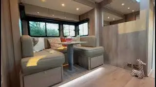 New-build Luxury 12-tonne DAF EQ-built horsebox. 4-stall / 6 berth