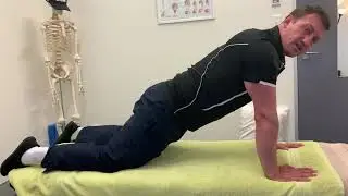 Push up plus on knees