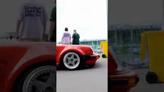 Кто сказал, что красный цвет не подходит для 911?! #суперкар #порше #порше911 #ultrace #тюнингкар...