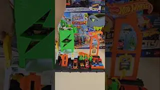 Hot Wheels City Super Recharge Fuel Station Playset