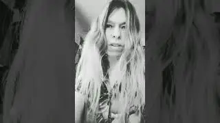 Елена Панкова (Елена Пани-Панкова). Читаю своё стихотворение 