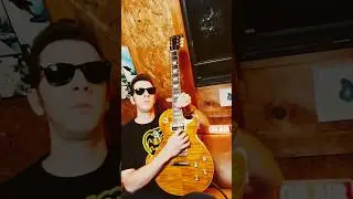 🍂 'Fall to Pieces' 💔 Guitar Solo on Gibson Les Paul 🔥🎸#shorts