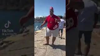 the guy walking past him 😂😂😂 #shorts #viral #comment #meme #foryoupage #cool #blowup #mindtrick