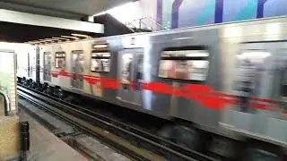 NS-16 N2137 entrando y saliendo de estaci&oacute;n toesca L2