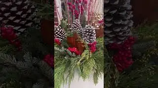 Classic Christmas Container 🎄