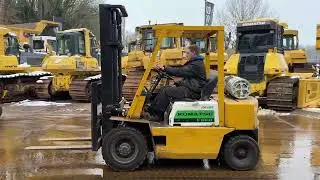 Komatsu FG20 Fork Lift