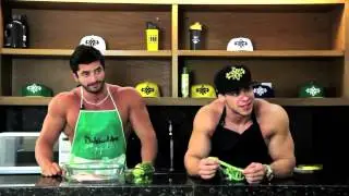 YTPBR - Monstro ensina fazer shinuroru com proteina