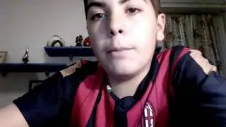 Ivan Strinic e un nuovo giocatore del Milan ( questo colpo non mi piace )