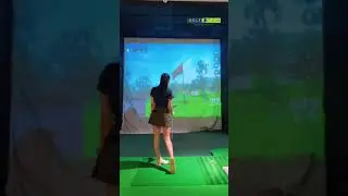 Easy Birdie 🐧  #golfindoor #golf1studio #golfbeauty  #golfer  #golf  #golf3d