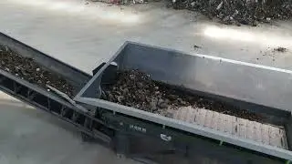 No Jams in Waste Sorting! Light Duty Chain Plate Conveyor Handles Light Waste Easily