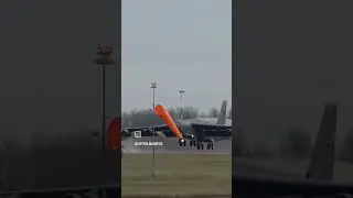 B52 Bomber TakeOff #aircraft #aviation #militaryaviation #militaryaircraft #shorts #fyp #military