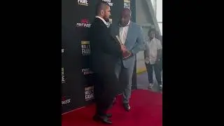 DC & Khabib can&rsquo;t agree to take a photo 🤣 #UFCHOF