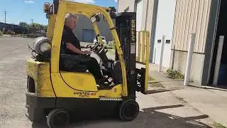Forklifts, Construction Auction - Lot 1337 - 4,000 Lb. Hyster LP Gas Cushion Tire Lift Truck