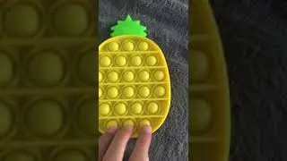 Yellow fidgets!