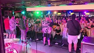 Can’t Take My Eyes Off You - Bad Manners   - Skamouth