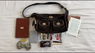 What's in my bag? Coach Bleekerstreet Haversack Edition