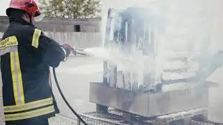 Bike Vario 50 Foam Fire Extinguisher Wood BartecFire