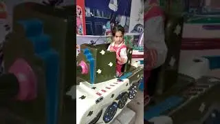 Tank jhula | play land bacho kay liya | best places in kids playing with jhuly | Maham Kids Tv