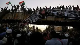 Sudan protest leaders, military to discuss transfer of power to civilian authority