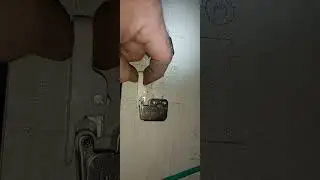 01- instalación del retén mini latch en puertas encastradas