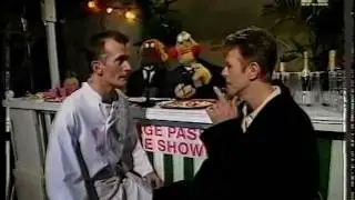 Zig and Zag annoy David Bowie EMA 1995