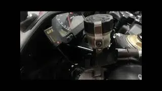 Como cambiar el liquido hidráulico del embrague de la Honda CBR1000RR sin tener que purgar.