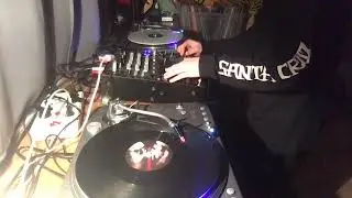 Hardcore / Mainstream (vinyl only)