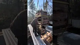 Craning in the fire box into position at Union Street.