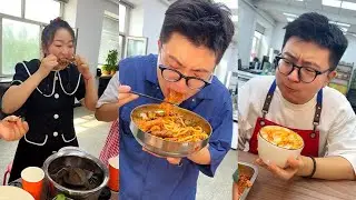 【明天誰做東】打工人的廚房哲學：用馬克杯泡燕麥，用養生壺燉銀耳#food #家庭菜 #美食 #美食做法 #小吃