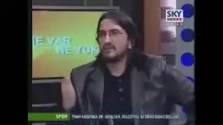 Nihat Gen&ccedil; - Onur ve şeref kazınmış ve &ccedil;ıkartılmıştır, utancımız budur