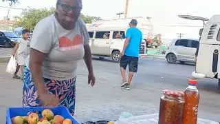 Um pouco do centro comercial 