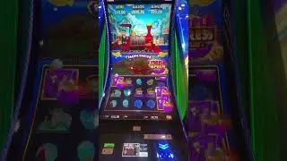 First time playing this game #cashout #slot #bonusfeature #monopolyslot