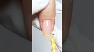How to do your micro french in seconds? 🎨💅#melodysusie #nails #nailart #nailtech #naildecoration