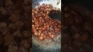 masak oseng kulit sapi sama tempe, enakk banget#oseng #kulitsapi #tumis#pedasmanis