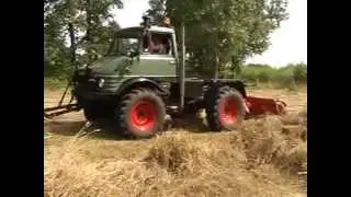 Unimog 403 hooien met snelhooier