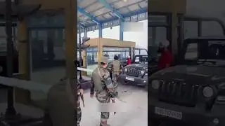 Army ko toll plaza par rok liya 😱 army vs toll plaza /army vs toll Tex #army #trending #shorts#viral