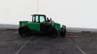Телескопический погрузчик JCB 525-60 грузоподъемностью 5500 фунтов, дизельный, № 9943 - вилочный ...