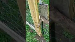 Ho made gate and auto close flipper upper