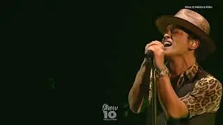 Bruno Mars - Gorilla (Live at 2013 VMAs)