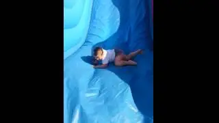 Big bouncy slide - isabel