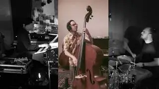 Everybody's Bam #32 - Alex Bayer