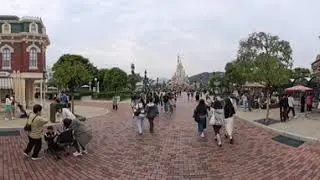 Walk Up Main Street, U.S.A. part 2 in 8K 360&deg; | Hong Kong Disneyland