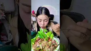 ตำเส้นเล็กเลิฟเวอร์#ฝากติดตามด้วยนะคะ #กินโชว์ 