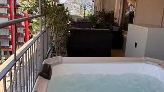 Апартаменты Retreat с 2 спальнями, патио с джакузи и видом на Акрополь | Афины, Греция | Обзор от...