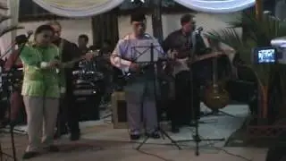 Les Flingers & Friends (2007) - Dikaulah Cahaya