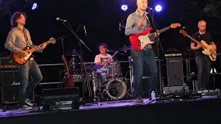 Hitched in France - Folk, Rock, Blues Band
