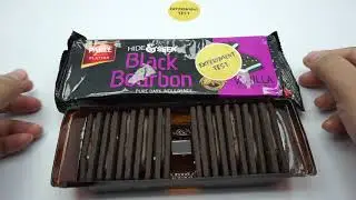 Hide & Seek Biscuit Black Bourbon Vanilla vs Choco
