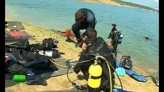 Rescue diver training by PADI standards
